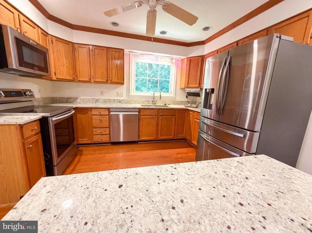 Photo of 4819 POWELL ROAD
