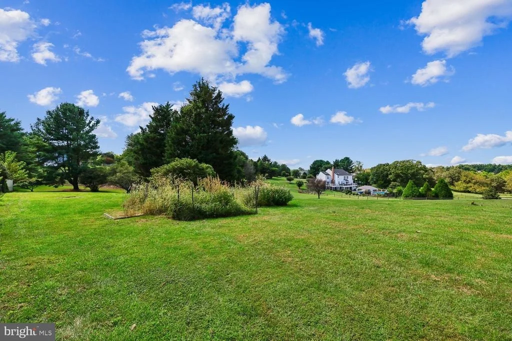 Photo of 21704 STABLEVIEW DRIVE