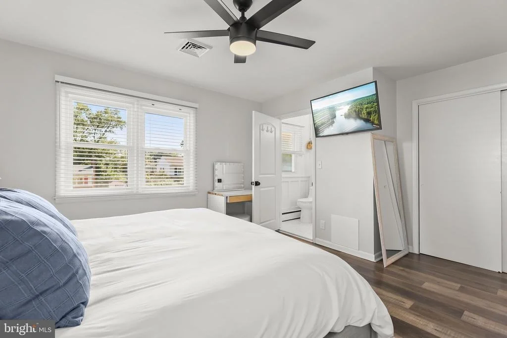 Photo of 906 SOUTHWICK DRIVE