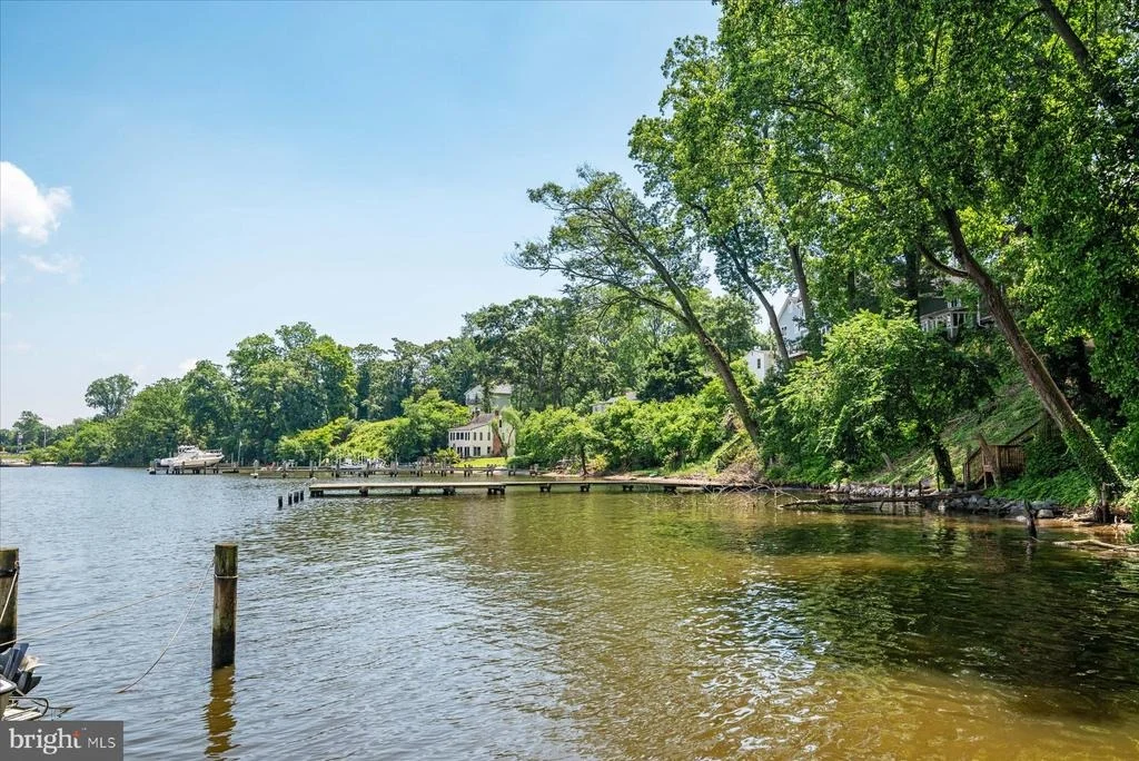 Photo of 20 SHORE WALK ROAD
