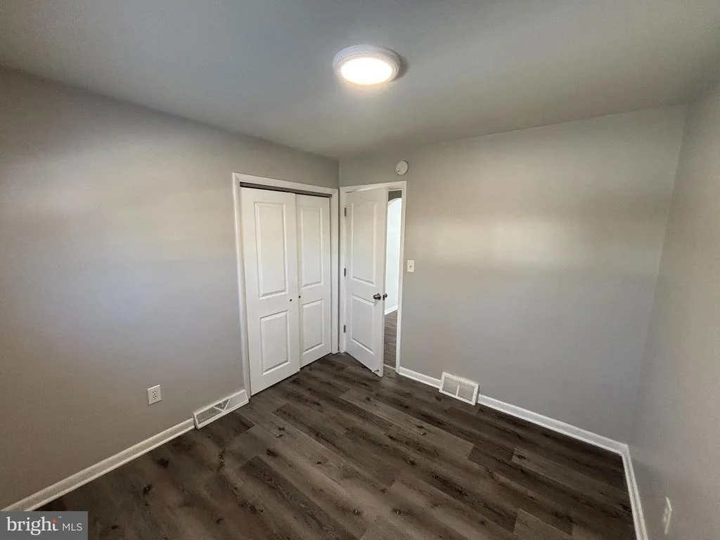Photo of 102 GINGER AVENUE