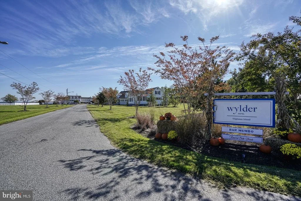 Photo of 21472 WILLEY ROAD
