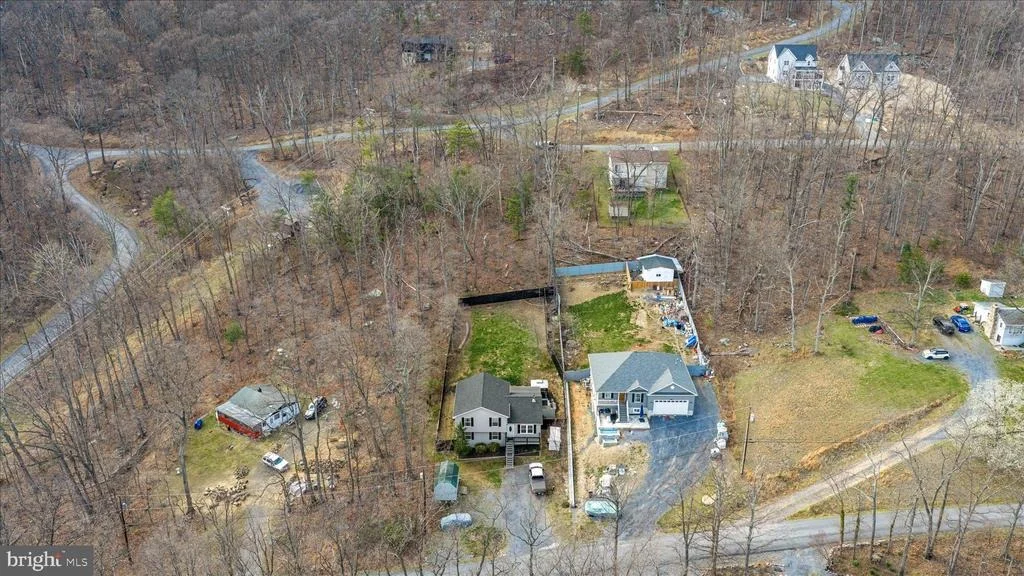 Photo of 109 HURON TRAIL