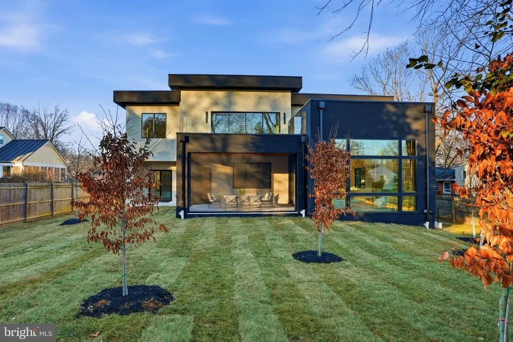 Photo of 7103 WESTBURY ROAD