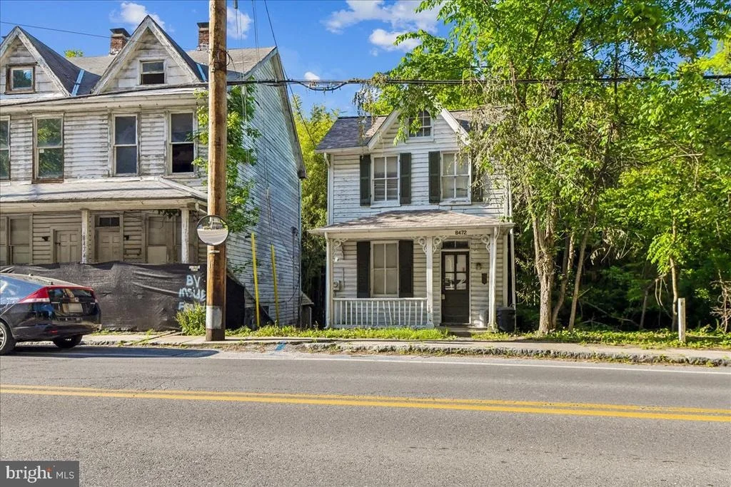 Photo of 8472 FREDERICK ROAD