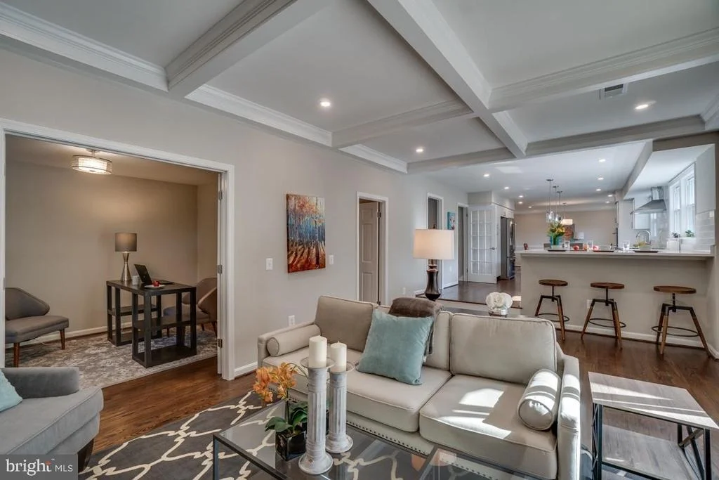 Photo of 913 SADDLEBACK COURT