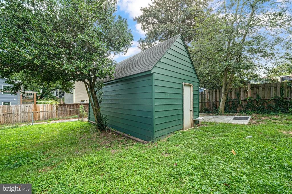 Photo of 1124 45TH PLACE SE