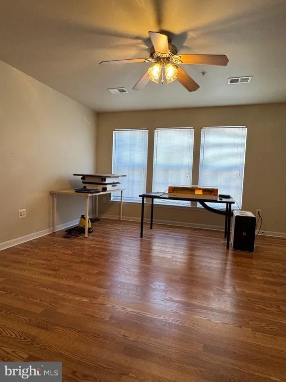 Photo of Unit 34A at 1814 POOLSIDE LANE