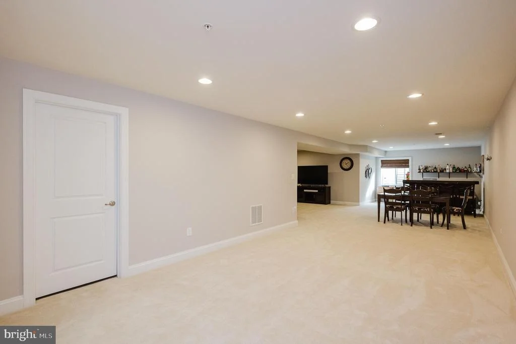 Photo of 355 TUFTON CIRCLE