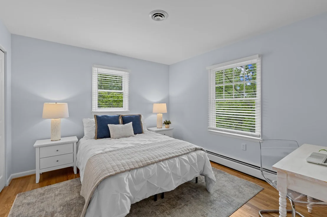Photo of 2611 OGLETON ROAD