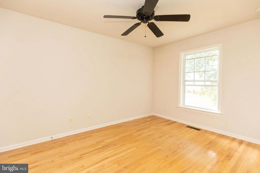 Photo of 30997 OAK LEAF DRIVE