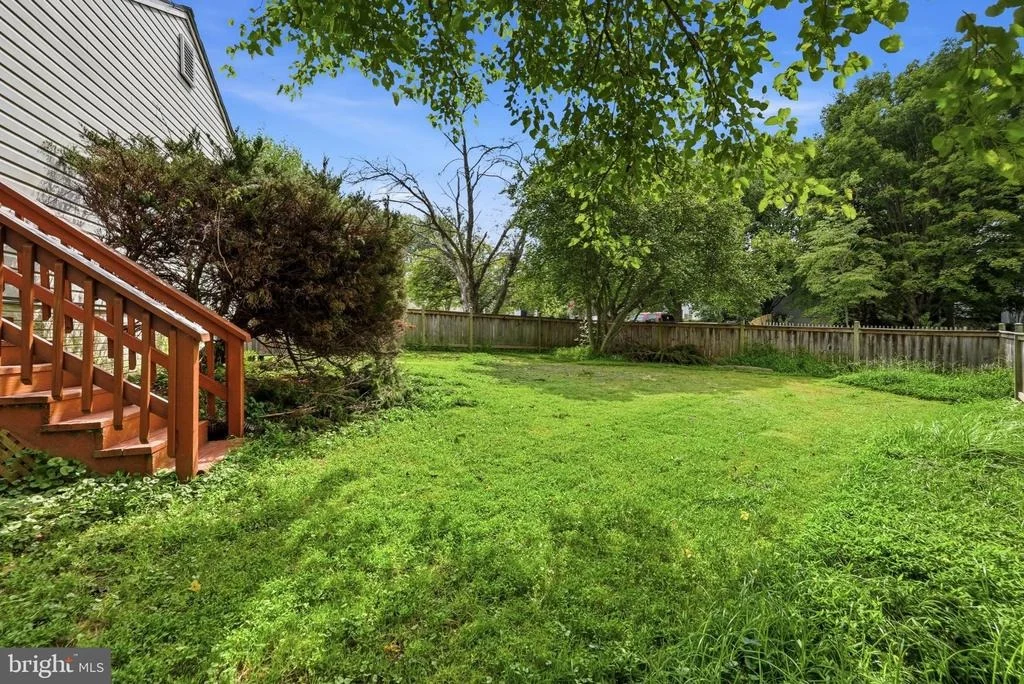 Photo of 18007 SILVER LEAF DRIVE