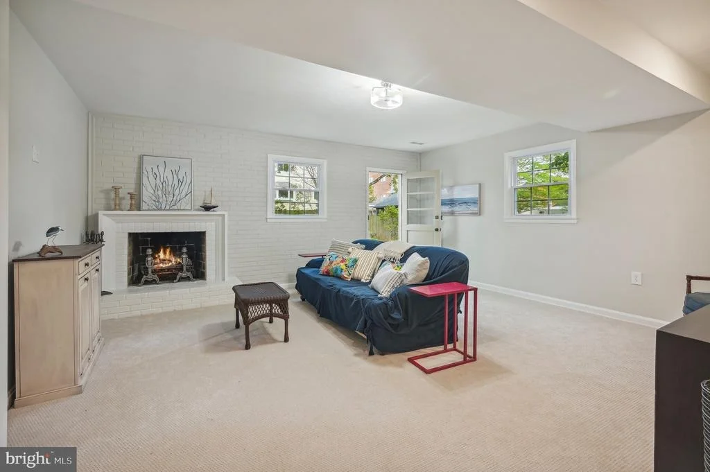 Photo of 9923 JULLIARD DRIVE