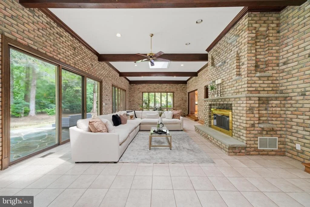 Photo of 9801 BENTCROSS DRIVE