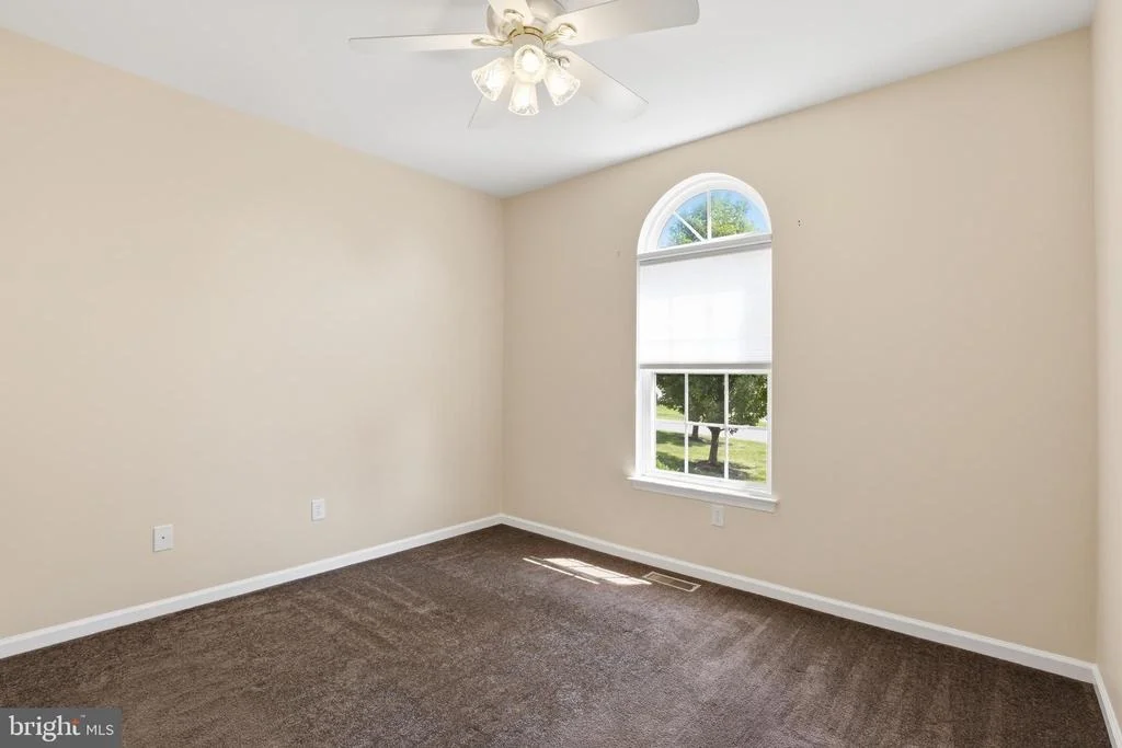 Photo of 5 OBSIDIAN WAY