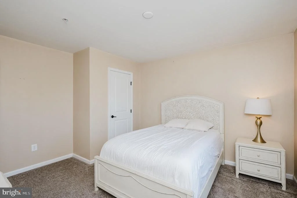 Photo of 744 FALCON LANE