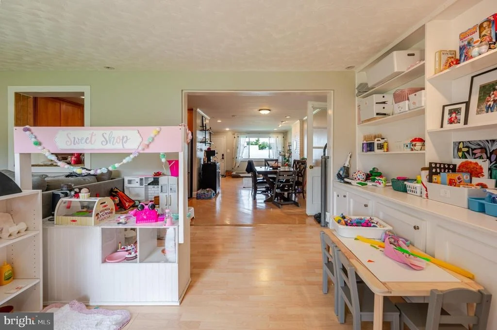 Photo of 4803 APPLE TREE DRIVE