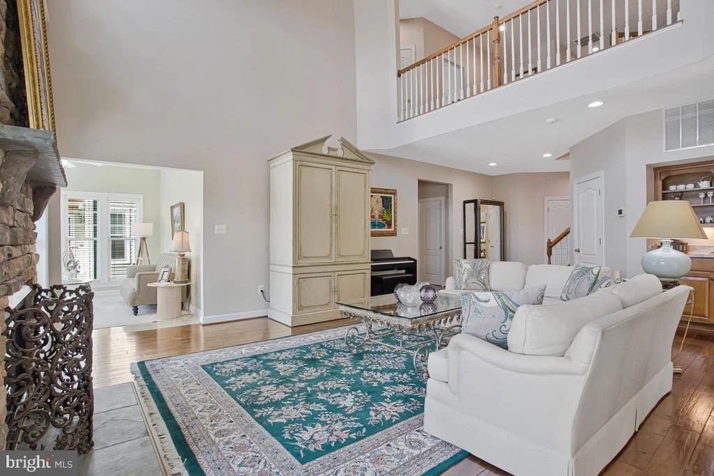 Photo of 905 CORNELL AVENUE