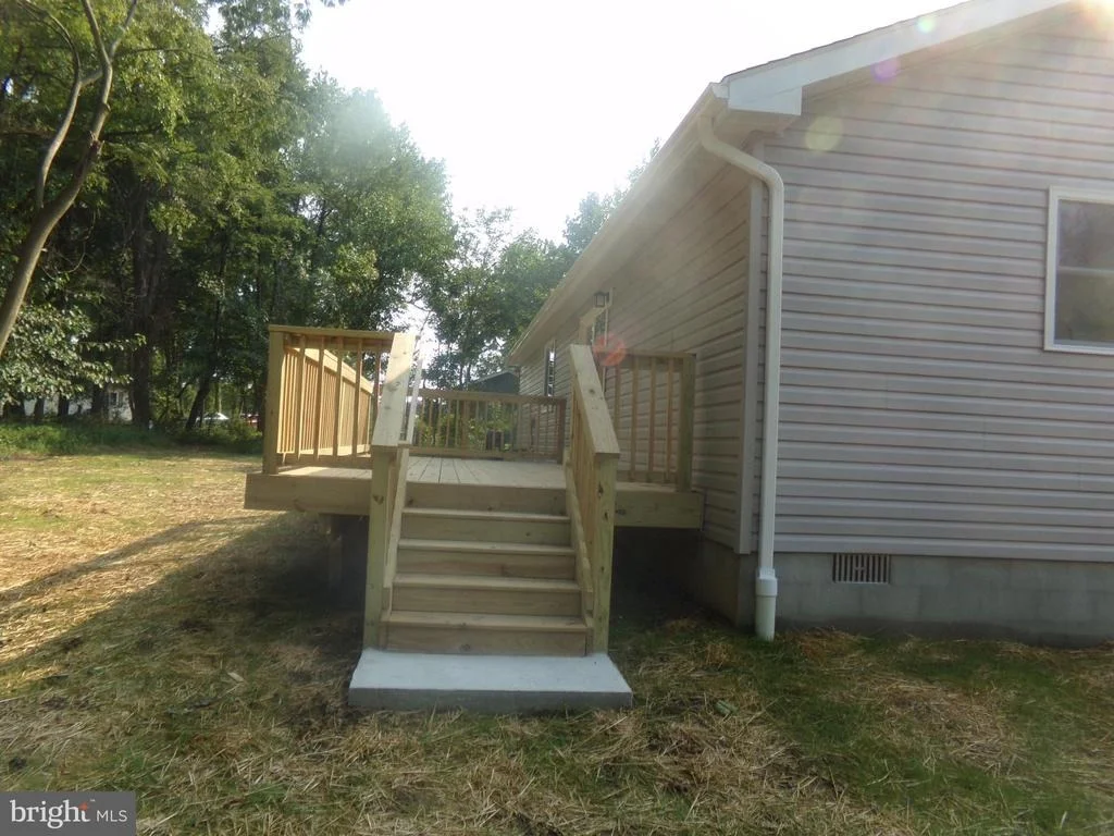 Photo of 11035 BOTTOM RD