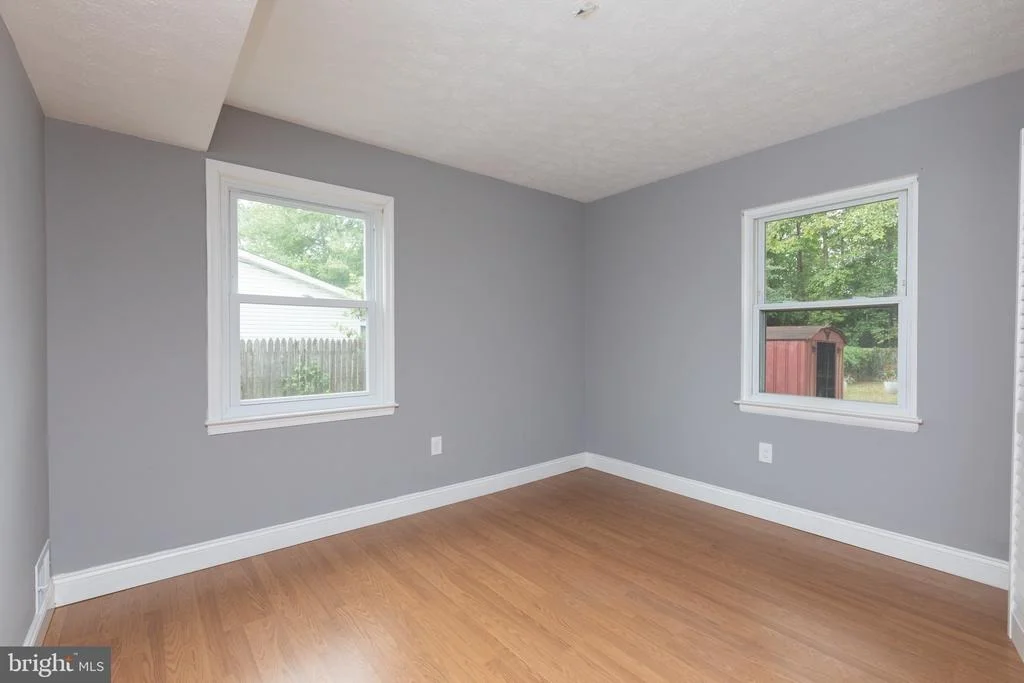 Photo of 706 UNIVERSITY DRIVE