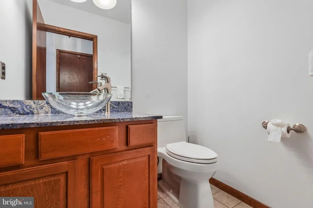 Photo of 3 POINTE VIEW CIRCLE