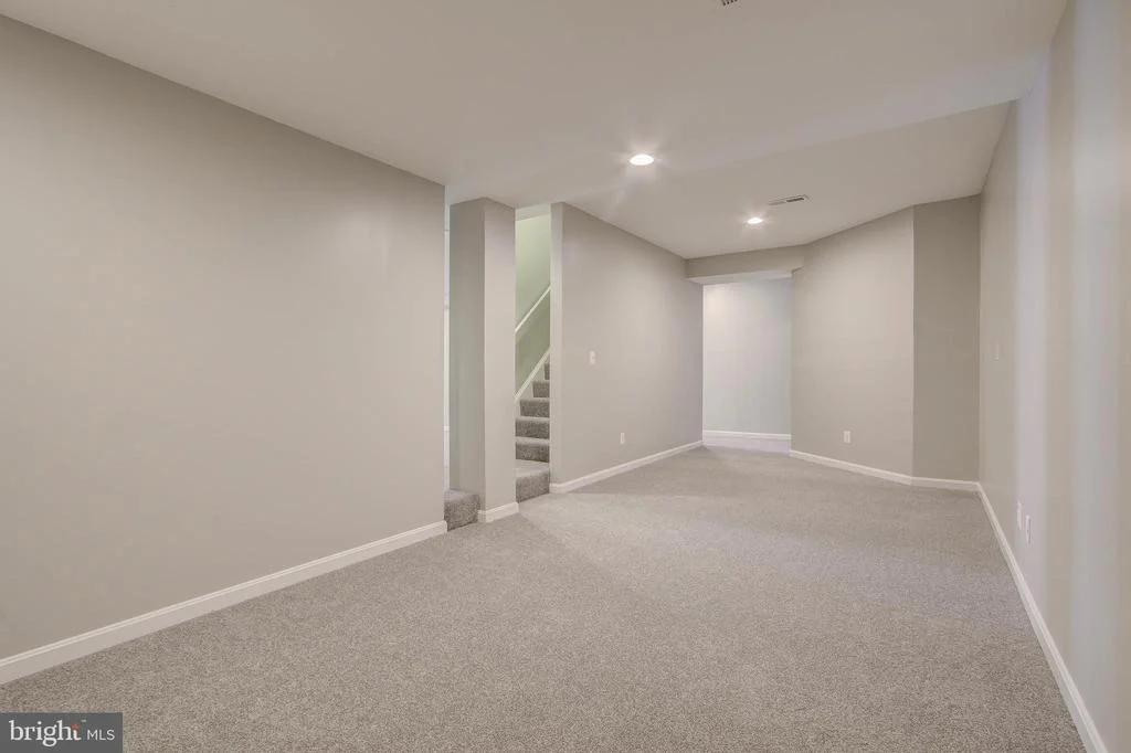 Photo of 301 NOVA COURT