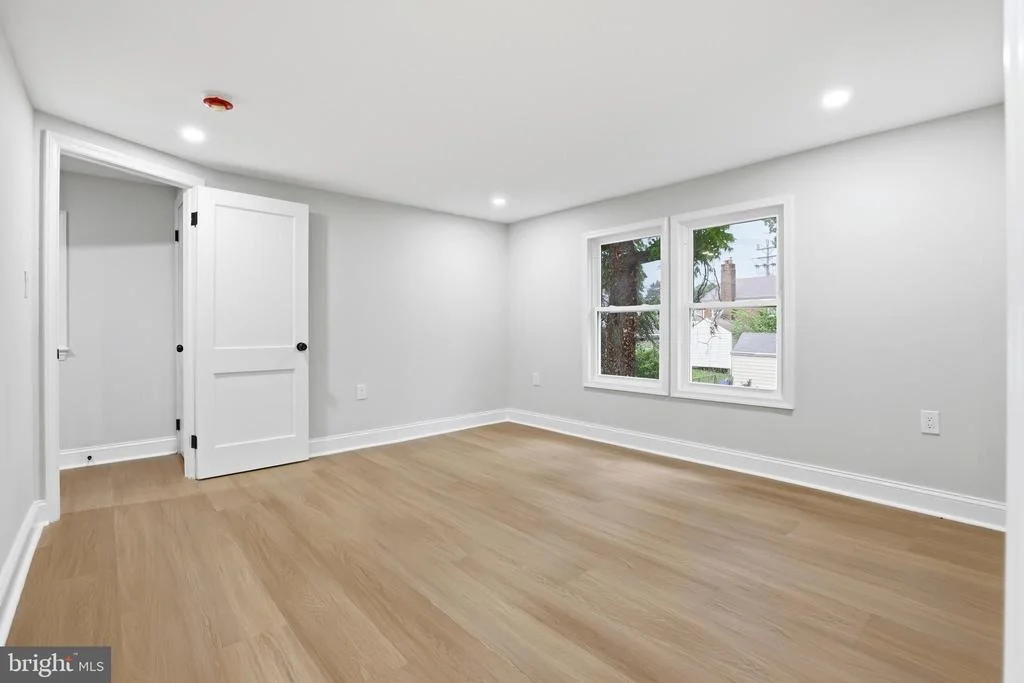 Photo of 805 LANGLEY DRIVE