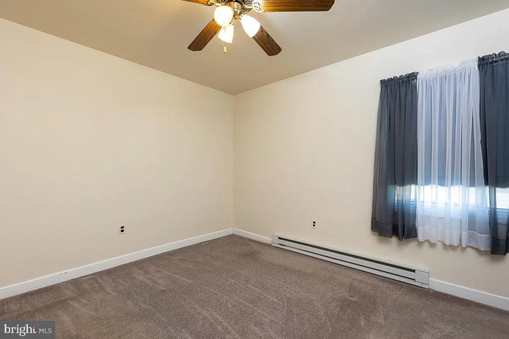 Photo of 16319 TANYARD ROAD
