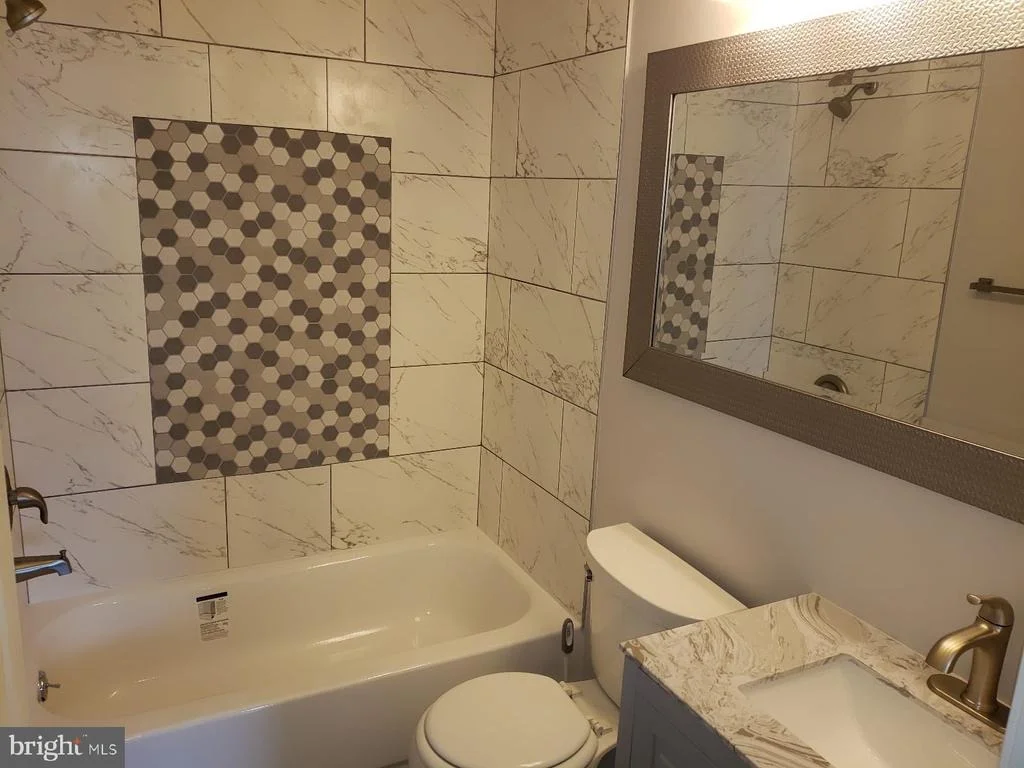Photo of 5102 LANSING DRIVE