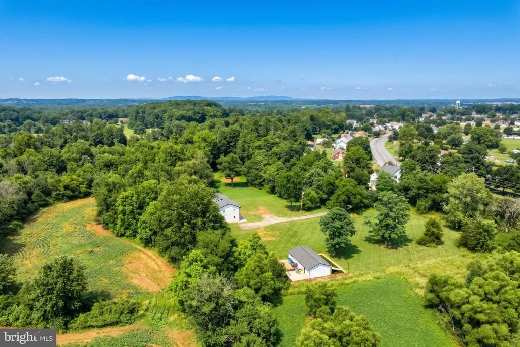 Photo of 1001 FREDERICK PIKE