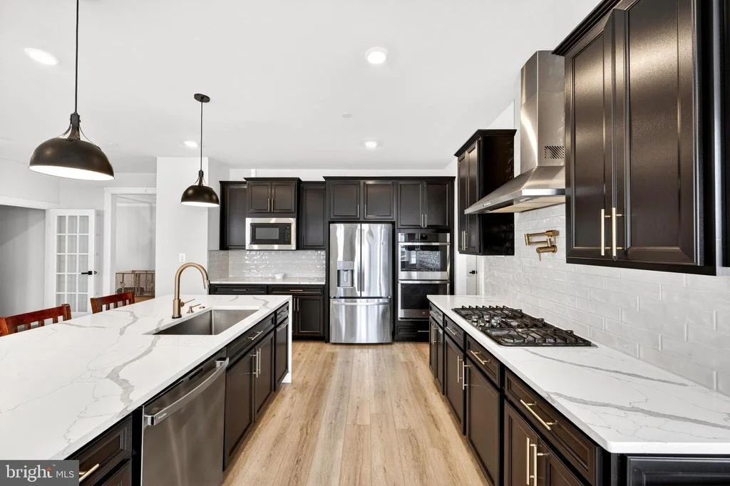 Photo of 7973 LAWNDALE CIRCLE