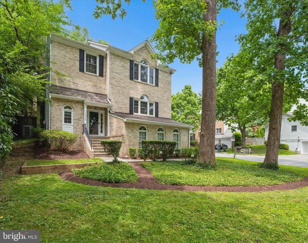 Photo of 8900 ELLSWORTH COURT
