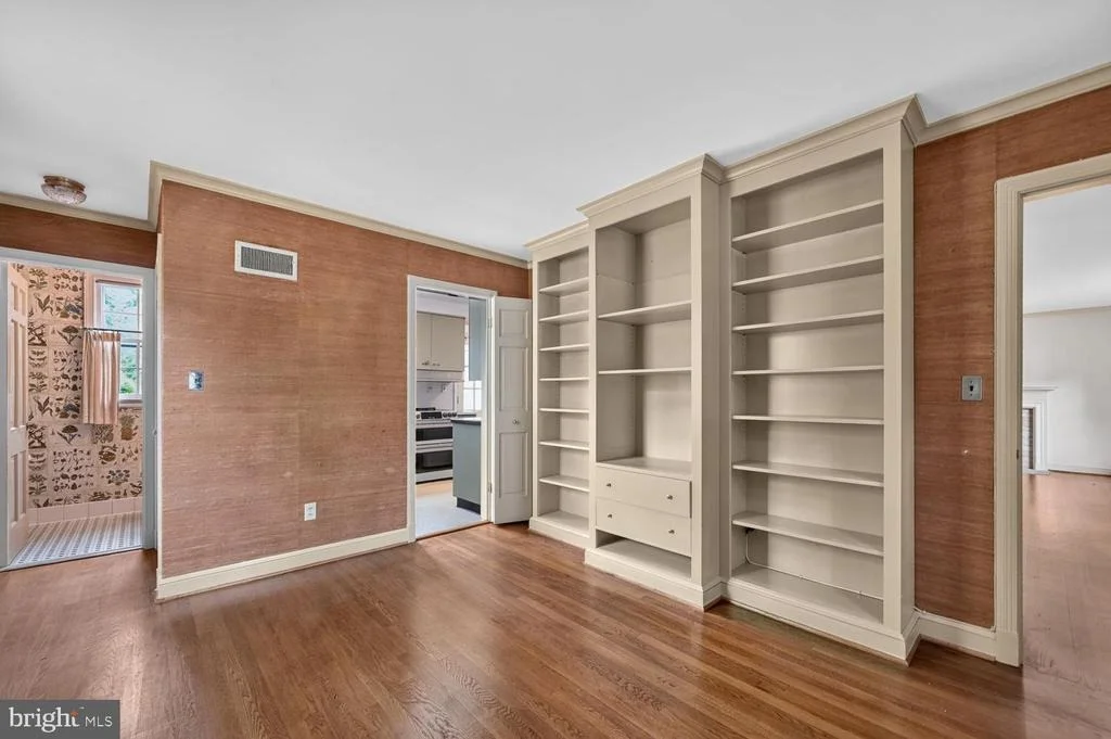 Photo of 4747 UPTON STREET NW