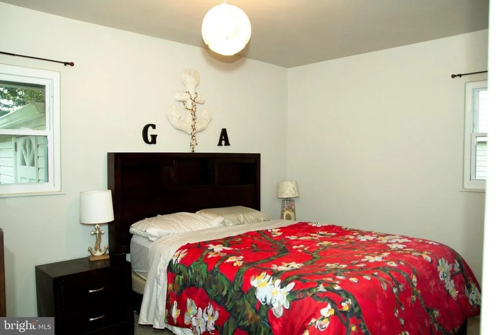 Photo of 276 PINOAK LANE