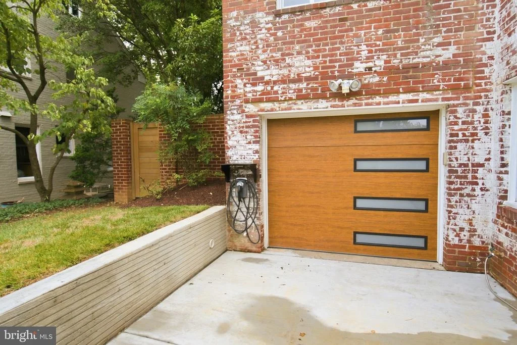 Photo of 432 ARGYLE DRIVE