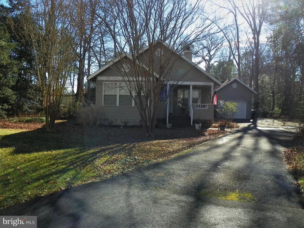 Photo of 14 WOODS CIRCLE