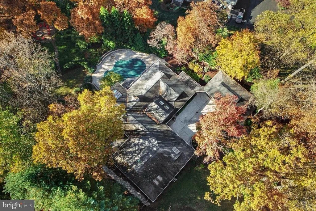Photo of 15130 SPRINGFIELD ROAD