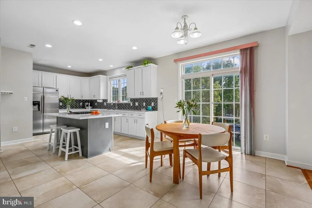 Photo of 10610 OUTPOST DRIVE