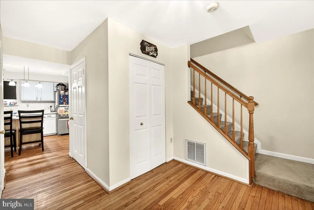 Photo of 3847 HOLLY DRIVE