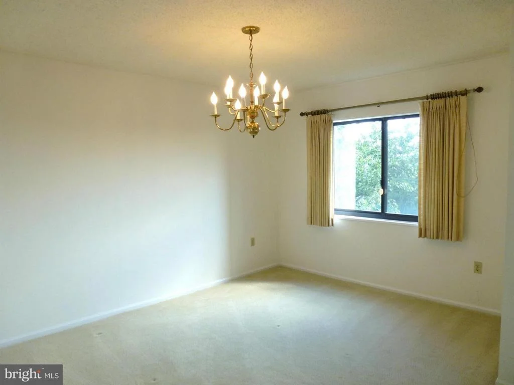 Photo of Unit 2902 at 15107 INTERLACHEN DRIVE