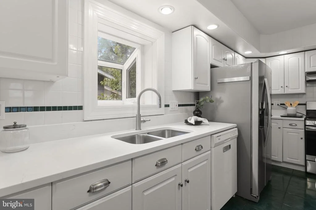Photo of 2708 EVERGREEN AVENUE