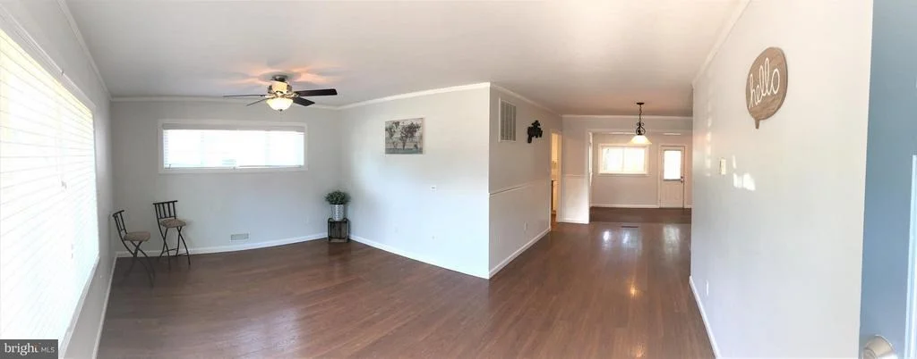 Photo of 1033 MARKSWORTH ROAD