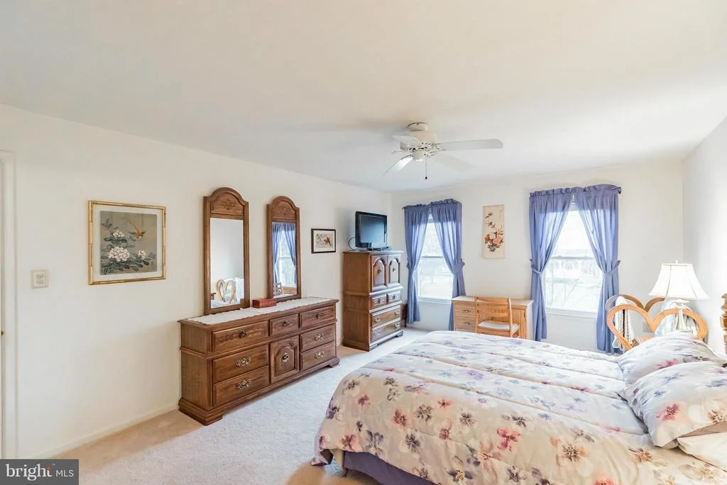 Photo of 17412 EVANGELINE LANE