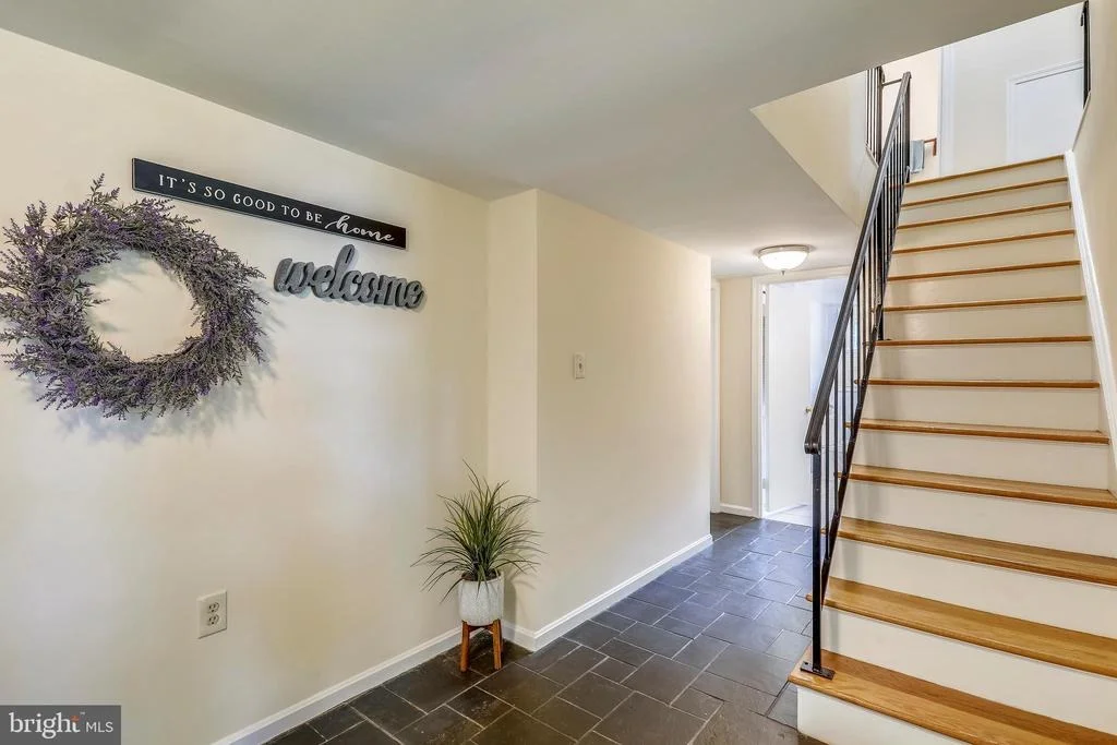 Photo of 14045 BREEZE HILL LANE