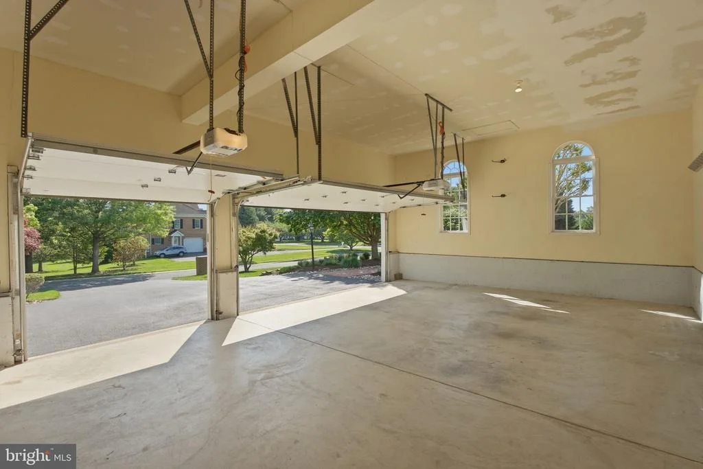 Photo of 4004 MANOR OAKS ROAD
