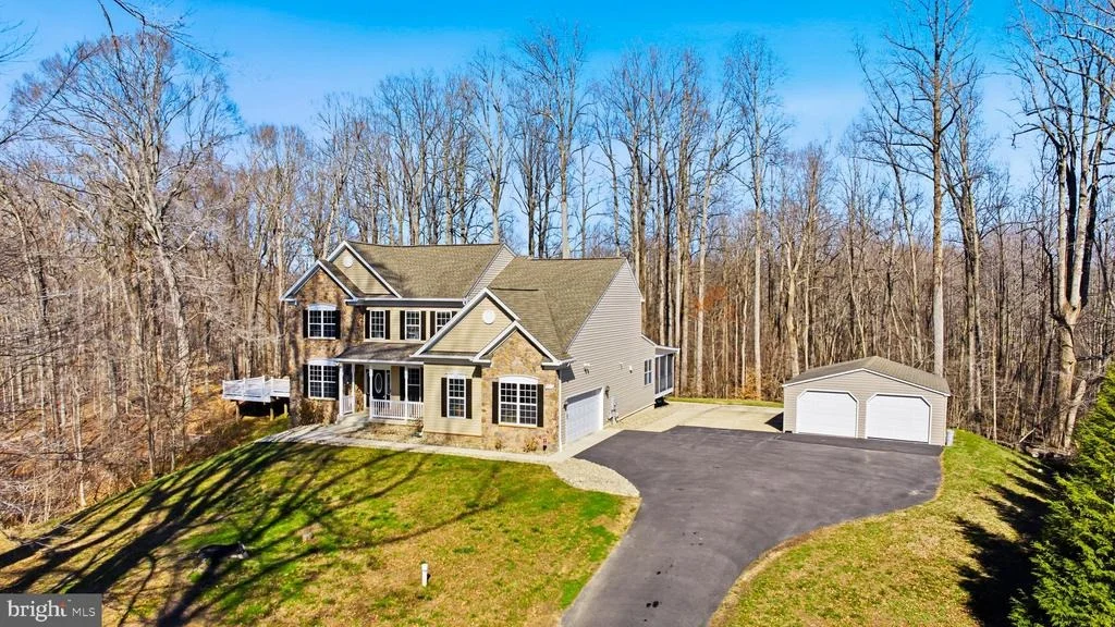 Photo of 7030 HUNTERLEIGH DRIVE
