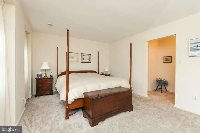 Photo of 12113 SOMERSWORTH DRIVE