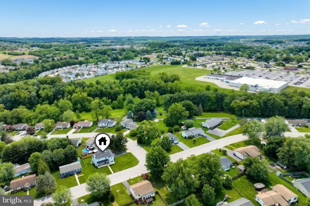Photo of 27 COLONIAL DRIVE
