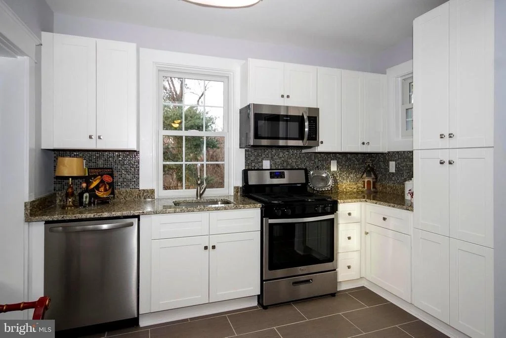 Photo of 800 WARWICK ROAD