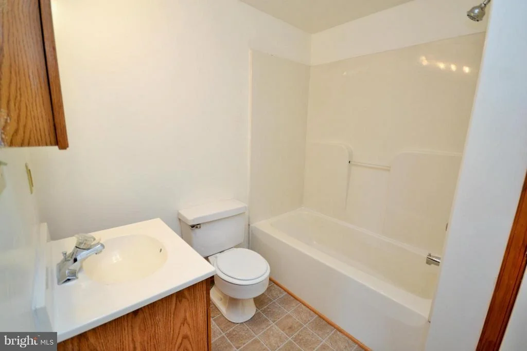 Photo of 627 STUART STREET